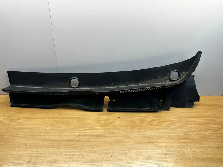 Volkswagen Golf Sportsvan (2014 - 2017) 517819403B Жабо стеклоочистителей — фото 1