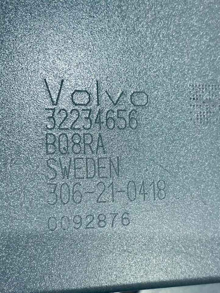 Volvo S90, V90 (2016 - 2020) 32234656 Боковая обшивка багажника — фото 2