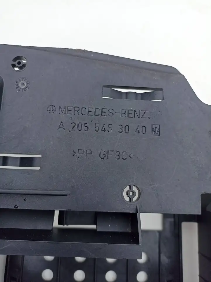 Mercedes-Benz C W205 (2014 - 2021) A2055453040 Прочие детали салона — фото 3