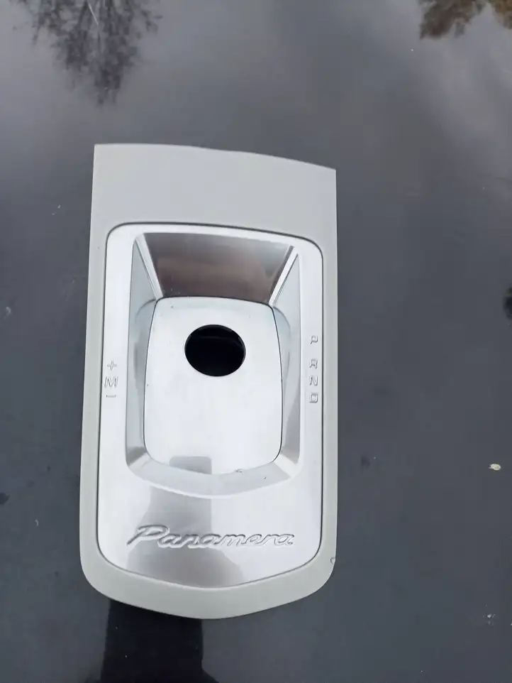 Porsche Panamera (970) (2013 - 2016) 97055316100 Рамка рычага КПП — фото 4