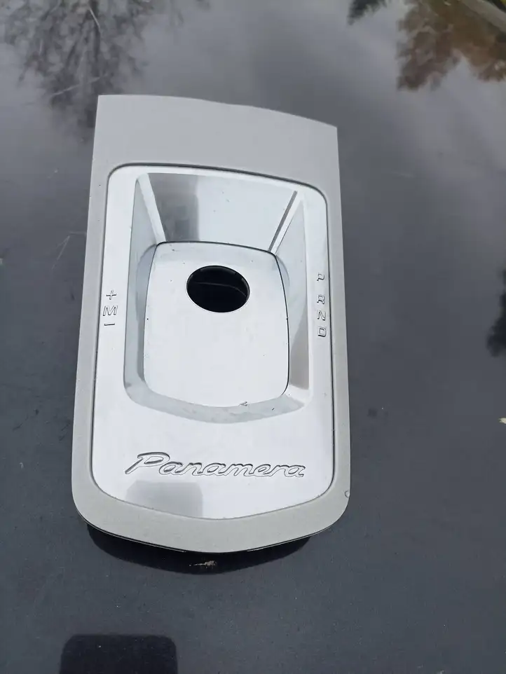 Porsche Panamera (970) (2013 - 2016) 97055316100 Рамка рычага КПП — фото 5
