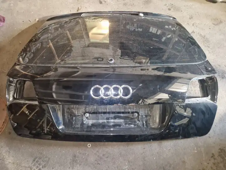 Audi A6 S6 C6 4F (2004 - 2008) Крышка багажника — фото 3