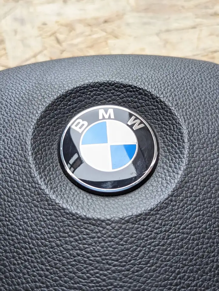 BMW 5 E60 E61 (2004 - 2010) 33677444906F Подушка безопасности руля — фото 3