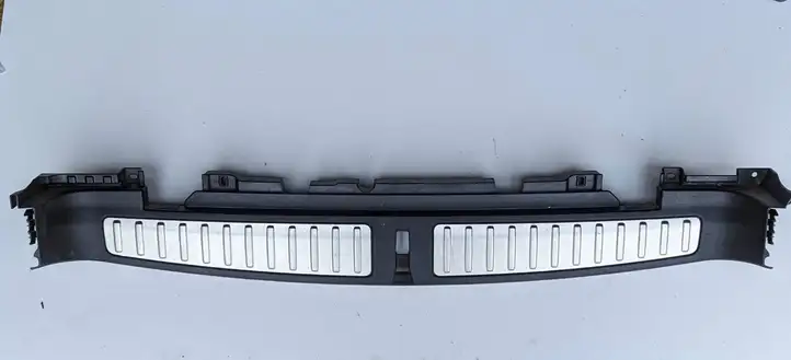 BMW X3 F25 (2010 - 2017) 9175133 Прочая отделка багажника — фото 1