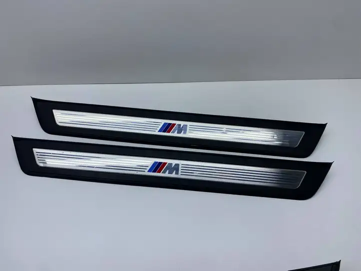 BMW 5 F10 F11 (2009 - 2016) 8050044 Внутренняя обшивка порога (комплект) — фото 3
