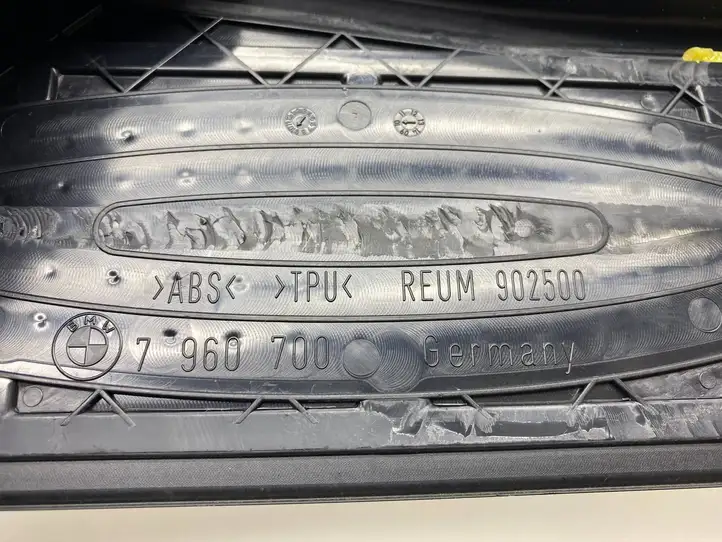 BMW 5 F10 F11 (2009 - 2016) 7960700 Подставка для ноги — фото 5