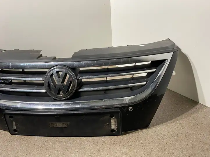 Volkswagen PASSAT CC (2008 - 2012) 3C8853651Q Верхняя решетка радиатора — фото 12