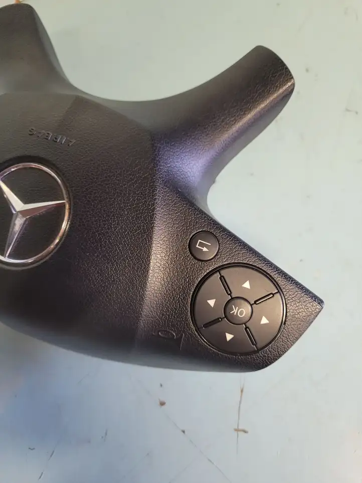 Mercedes-Benz C W204 (2007 - 2014) 2048600202 Подушка безопасности руля — фото 4