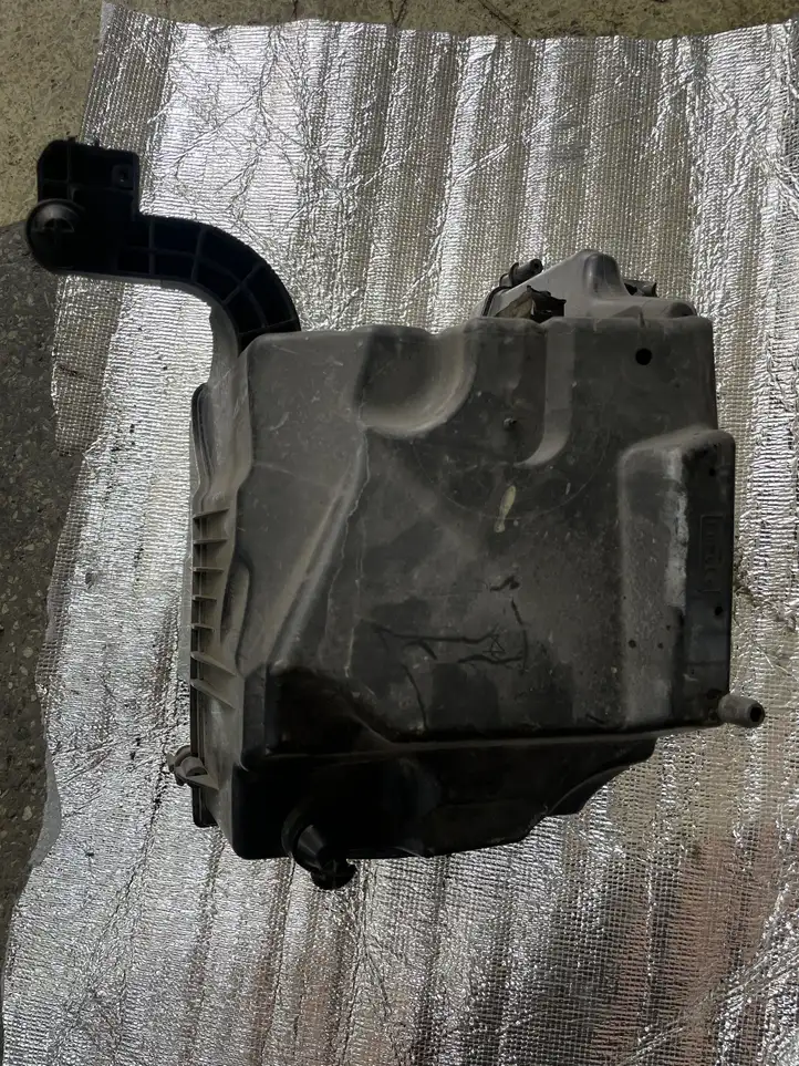 Ford Focus (2005 - 2008) 7M596JBE Корпус воздушного фильтра — фото 2