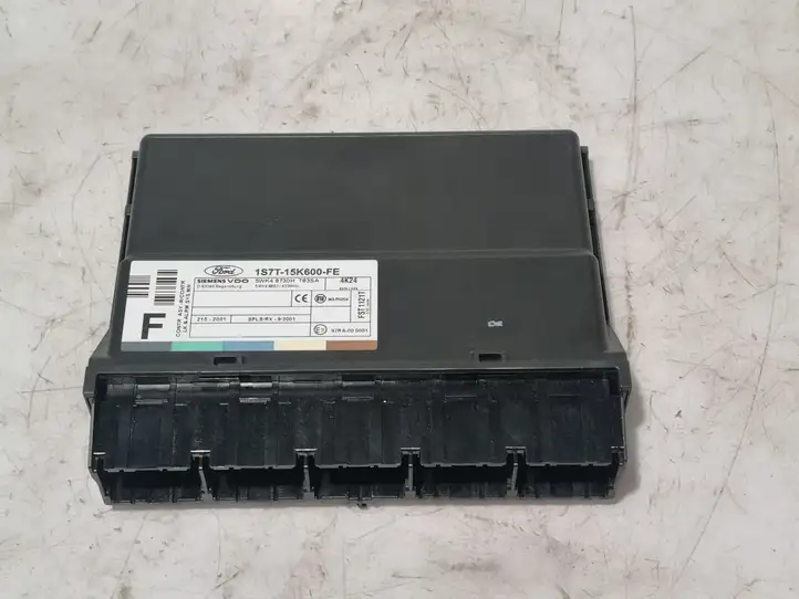 Ford Focus (1998 - 2004) 1S7T15K600FE Модуль комфорта — фото 1