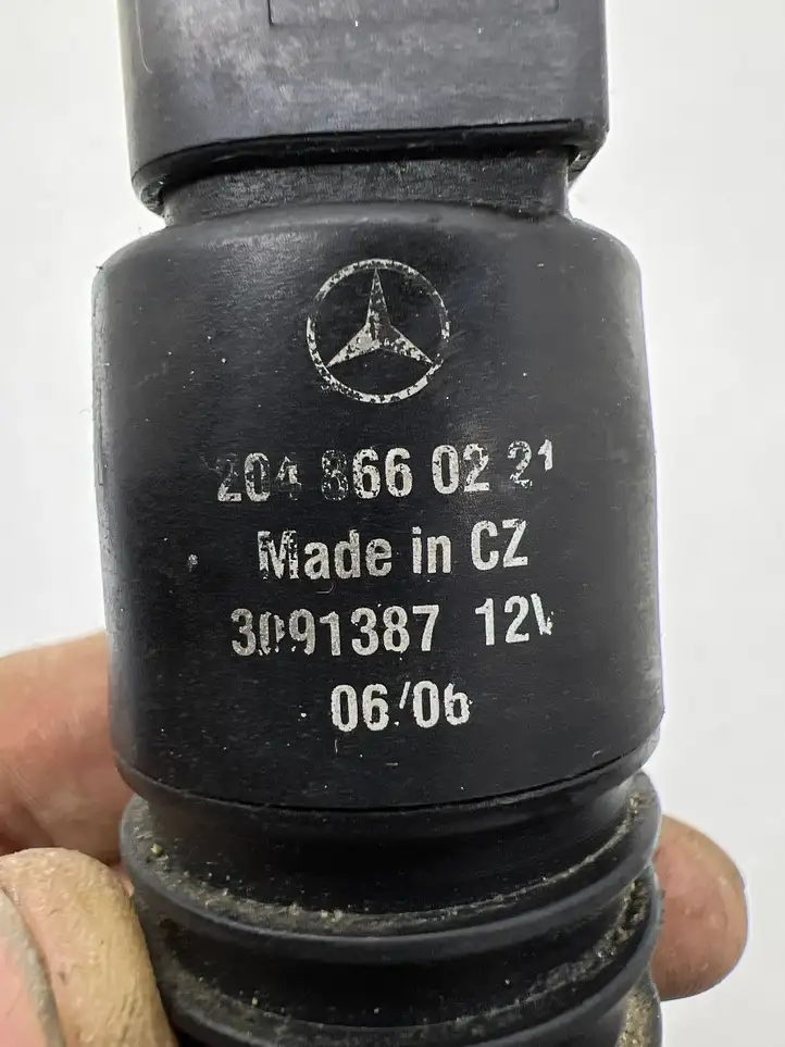 Mercedes-Benz A W169 (2004 - 2012) 2048660221 Насос омывателя стекла — фото 2
