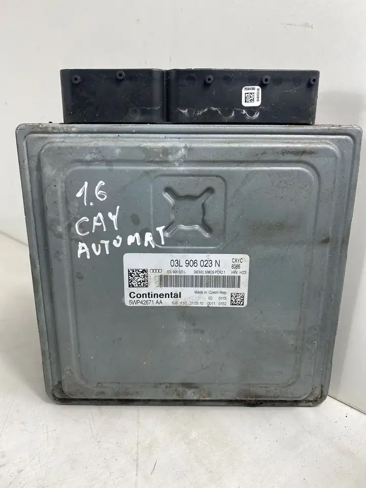 Audi A3/S3 8P (2008 - 2013) 03L906023N Блок управления двигателем (ECU) — фото 1