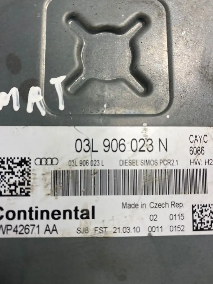 Audi A3/S3 8P (2008 - 2013) 03L906023N Блок управления двигателем (ECU) — фото 2