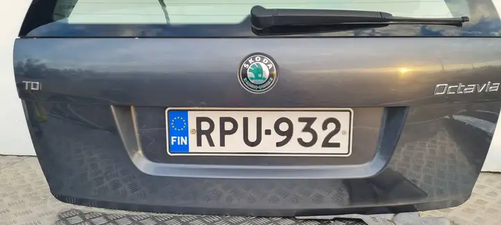 Skoda Octavia Mk2 (1Z) (2004 - 2013) Крышка багажника — фото 8