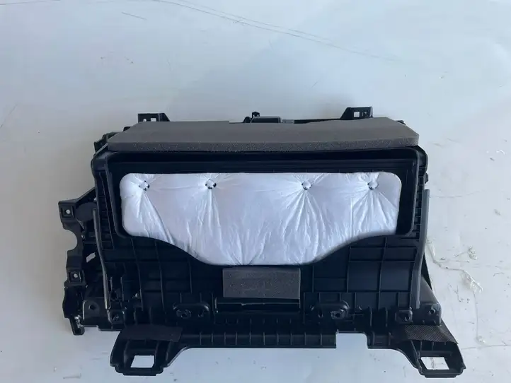 Kia Sportage (2014 - 2016) 84510F1000 Вещевой ящик — фото 3