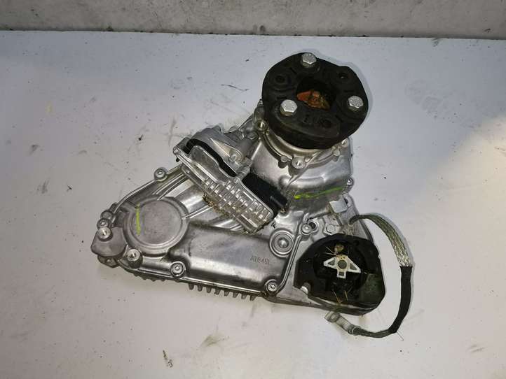 BMW X5 F15 (2013 - 2017)  8643151 Редуктор коробки передач (раздатка)