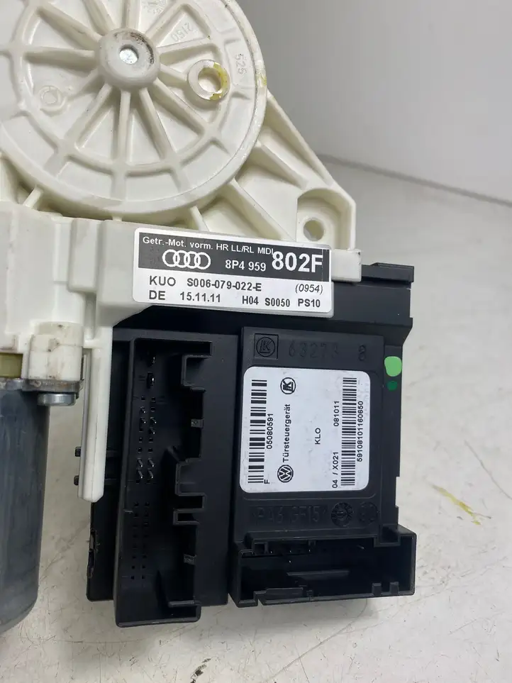 Audi A3/S3 8P (2008 - 2013) 8P4959802F Стеклоподъемник задней двери — фото 4