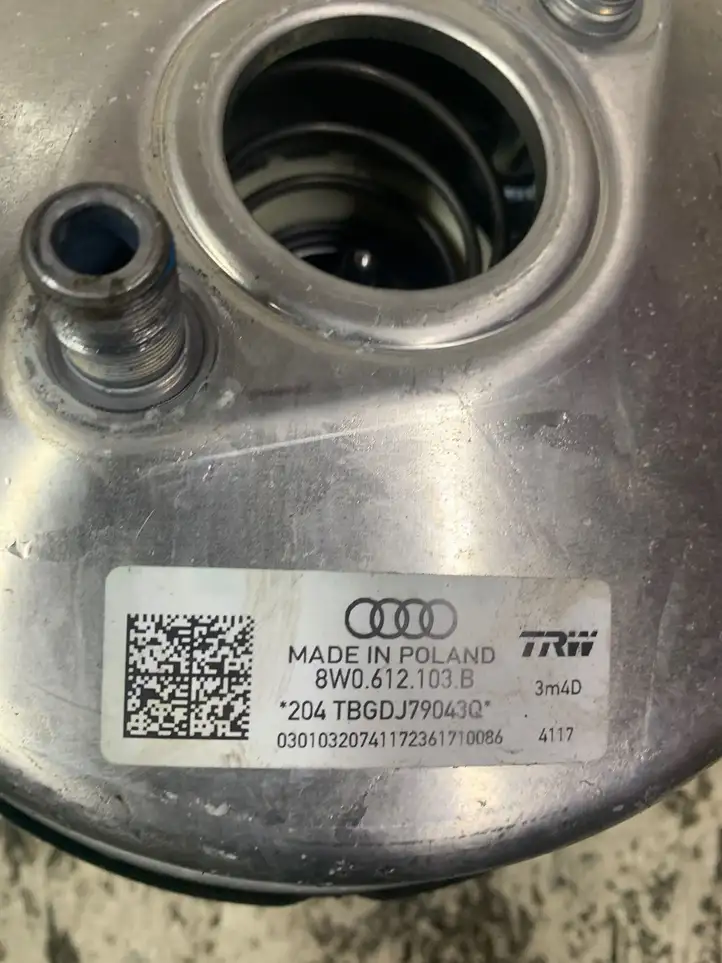 Audi A4 S4 B9 (2015 - 2019) 8w0612103 Вакуумный усилитель тормозов — фото 3