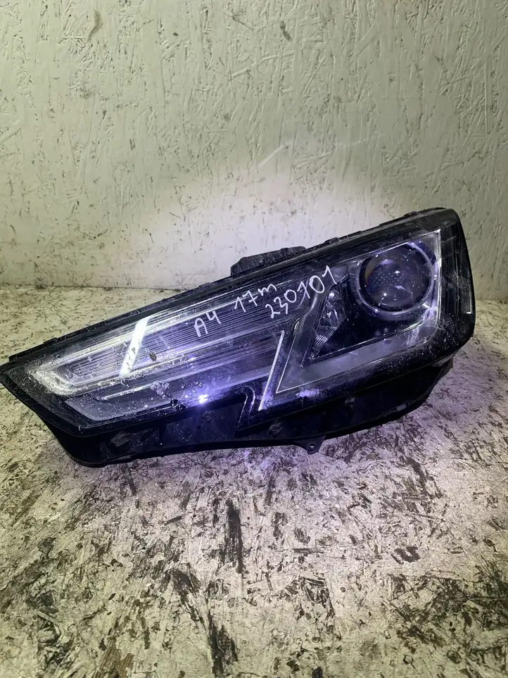 Audi A4 S4 B9 (2015 - 2019) 8W0941005 Передняя фара — фото 1