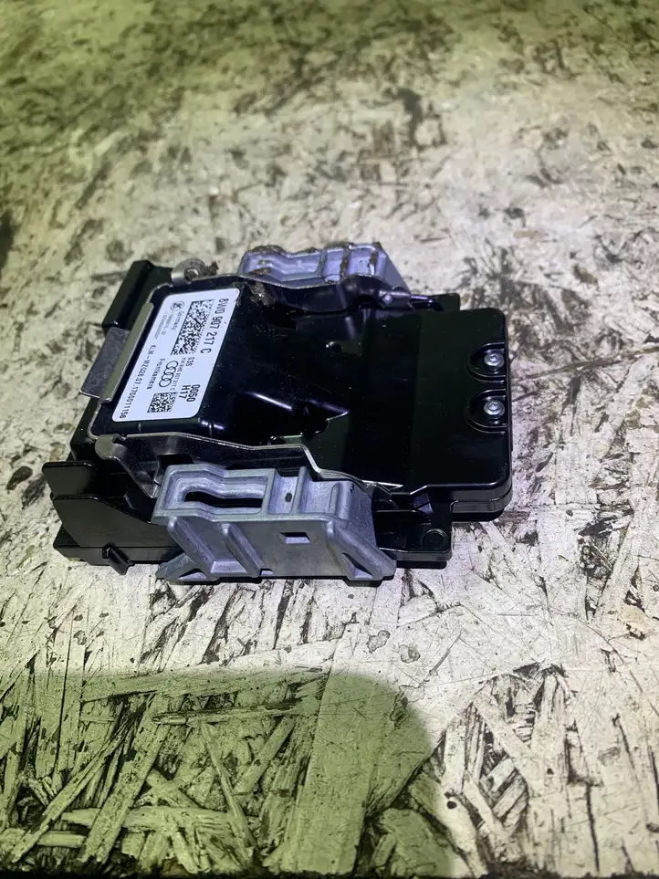 Audi A4 S4 B9 (2015 - 2019) 8w0907217c Камера в лобовом стекле — фото 3