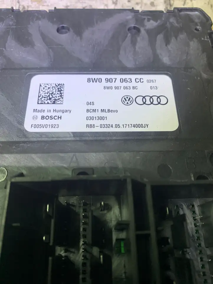Audi A4 S4 B9 (2015 - 2019) 8W0907063CC Модуль комфорта — фото 2