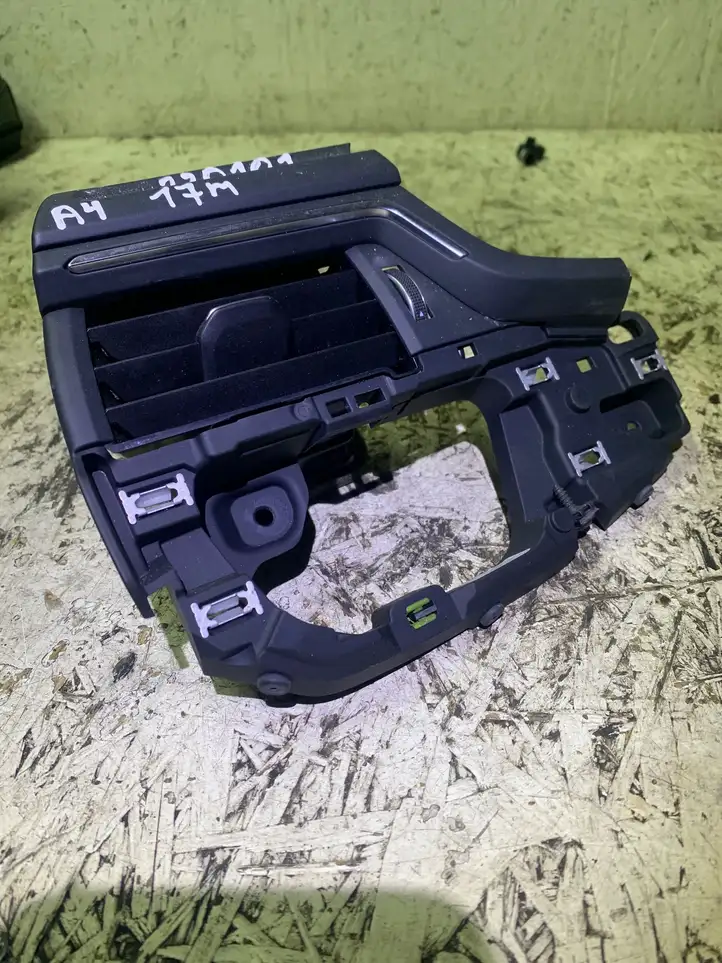 Audi A4 S4 B9 (2015 - 2019) 8w1820901 Боковой воздушный дефлектор — фото 1