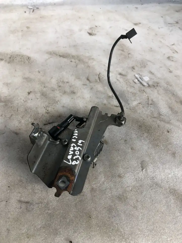 Lexus IS 220D-250-350 (2005 - 2010) 2308031040 Другое реле — фото 2