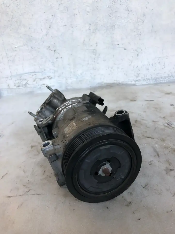 Opel Grandland X (2017 - ) 9675655880 Компрессор (насос) кондиционера воздуха — фото 2