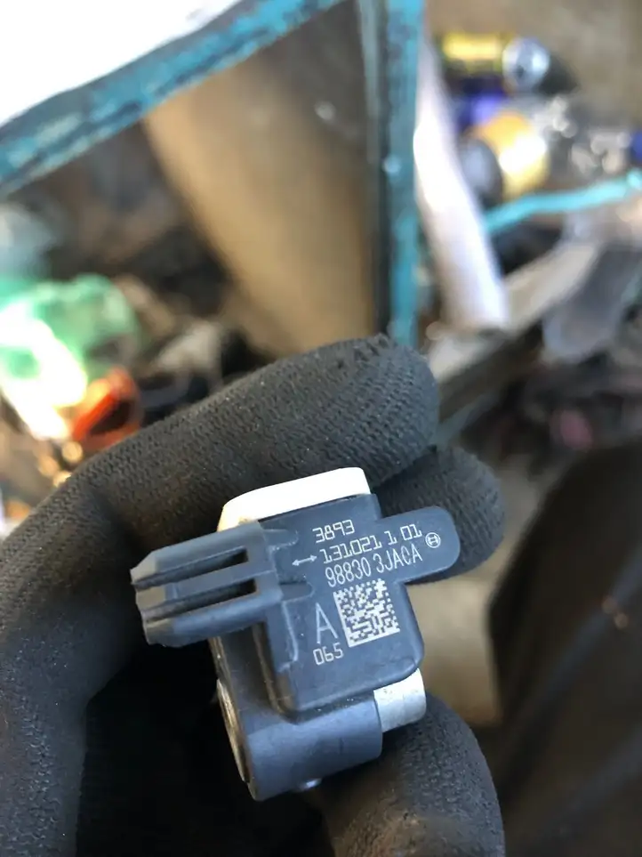 Infiniti Q50 (2013 - 2018) 988303ja0a Датчик удара SRS — фото 3