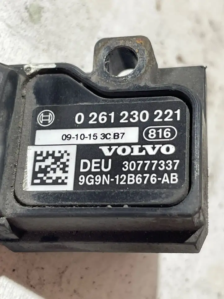 Volvo XC60 (2008 - 2013) 30777337 Датчик давления турбины — фото 3