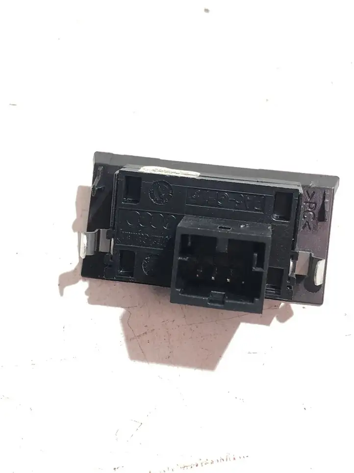 Audi Q5 SQ5 (2008 - 2012) 8K0907539 Датчик света — фото 2