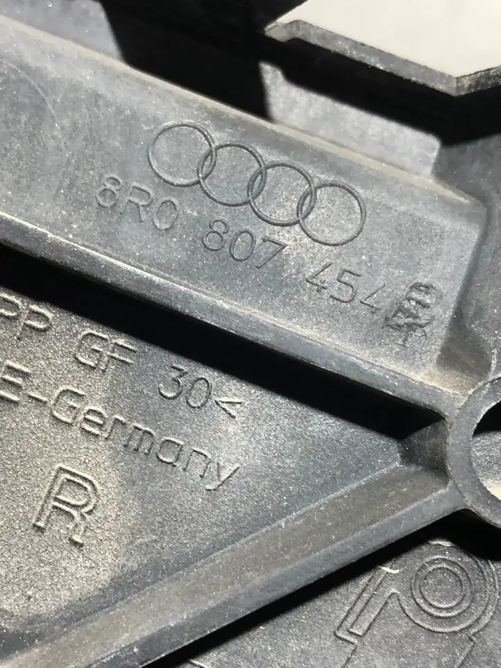 Audi Q5 SQ5 (2008 - 2012) 8R0807454f Кронштейн заднего бампера — фото 4
