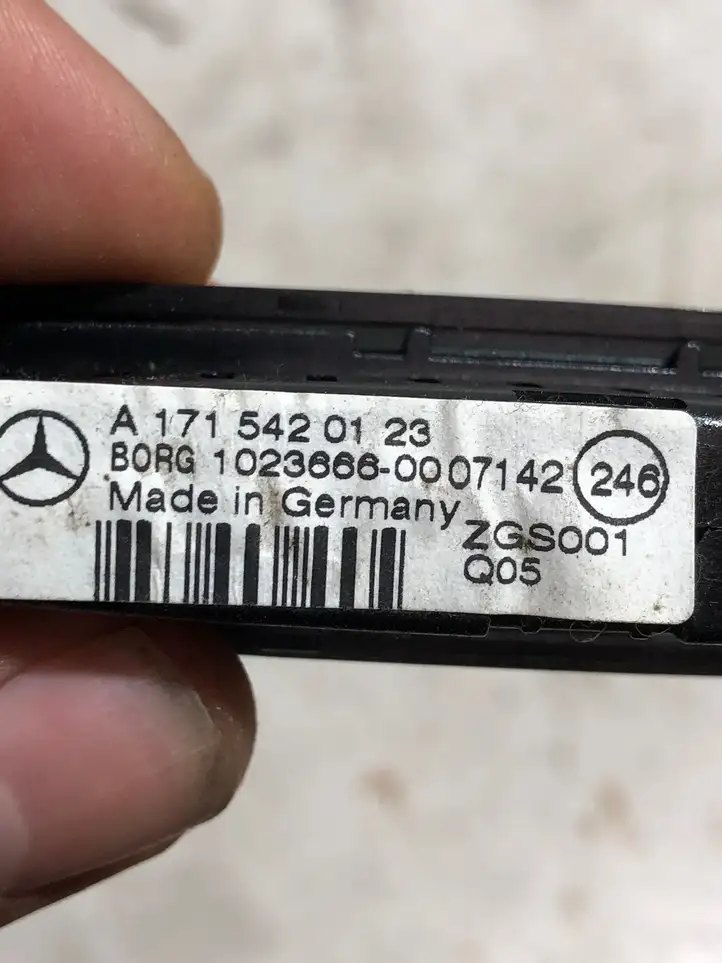 Mercedes-Benz GL X164 (2006 - 2012) A1715420123 Экран парктроника PDC — фото 3