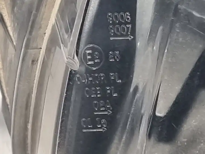 Fiat Punto (188) (1999 - 2010) Передняя фара — фото 2