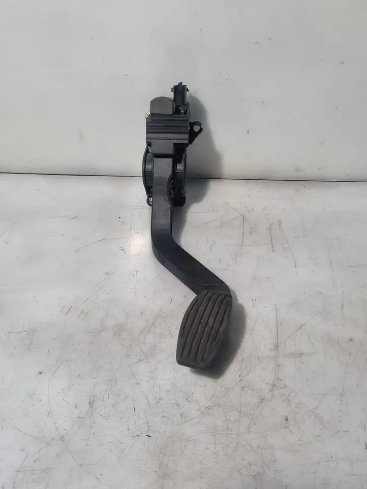 Fiat Punto (188) (1999 - 2010) 46527295 Педаль акселератора — фото 1