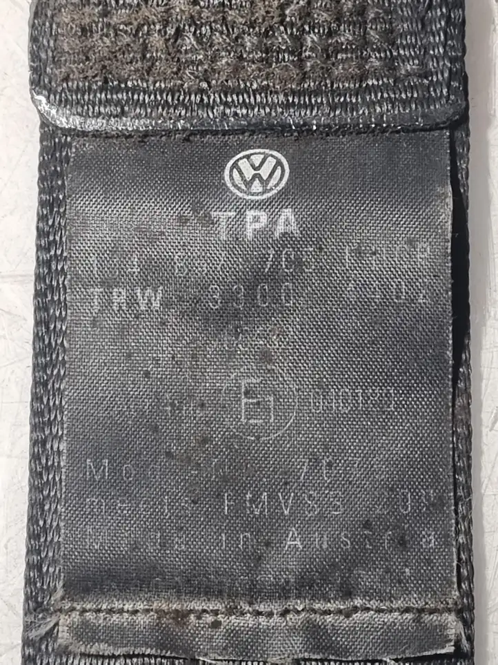 Volkswagen Golf IV (1998 - 2005) 1J4857705 Передний ремень безопасности — фото 4