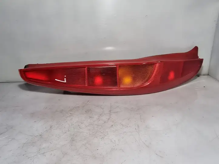 Fiat Punto (188) (1999 - 2010) 465237720 Задний фонарь в кузове — фото 1