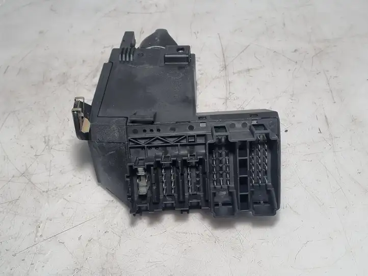 Mercedes-Benz E W210 (1995 - 2002) 2105450104 Включатель фонарей — фото 2