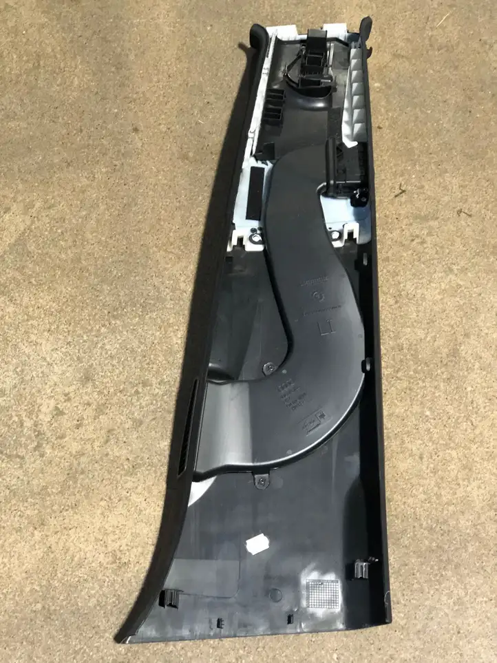 Audi Q7 4L (2005 - 2009) 4L0867293 Верхняя обшивка стойки B — фото 3