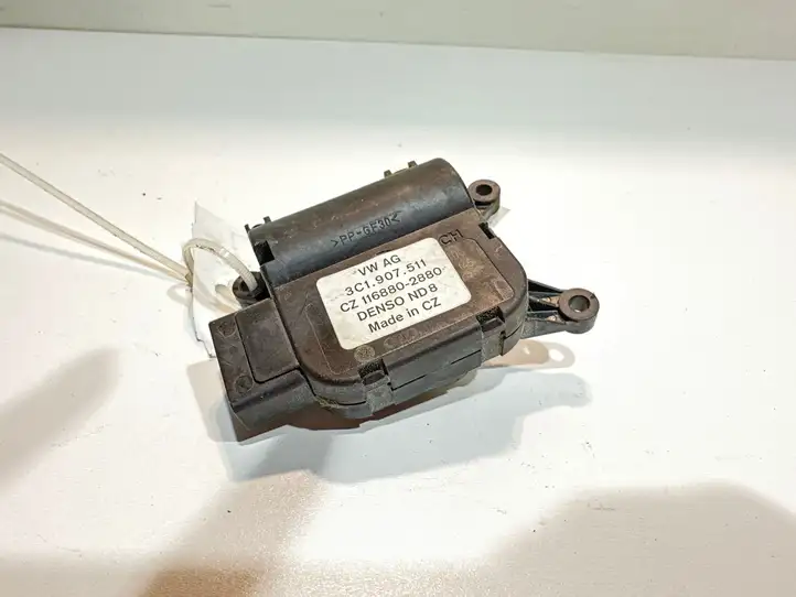 Volkswagen Tiguan (2007 - 2011) 3C1907511 Двигатель задвижки потока воздуха — фото 1