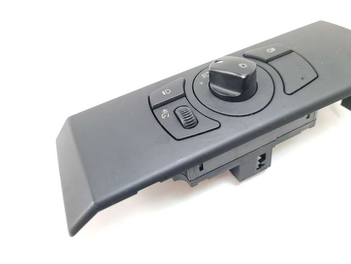 BMW 5 E60 E61 (2004 - 2010)  6925287 Включатель фонарей