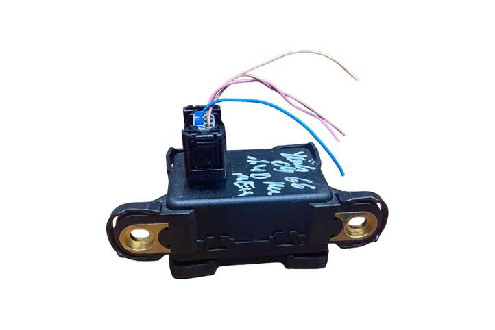 Toyota Yaris (2005 - 2009)  891830D010 Датчик ESP (системы стабильности) (датчик курсовой устойчивости))