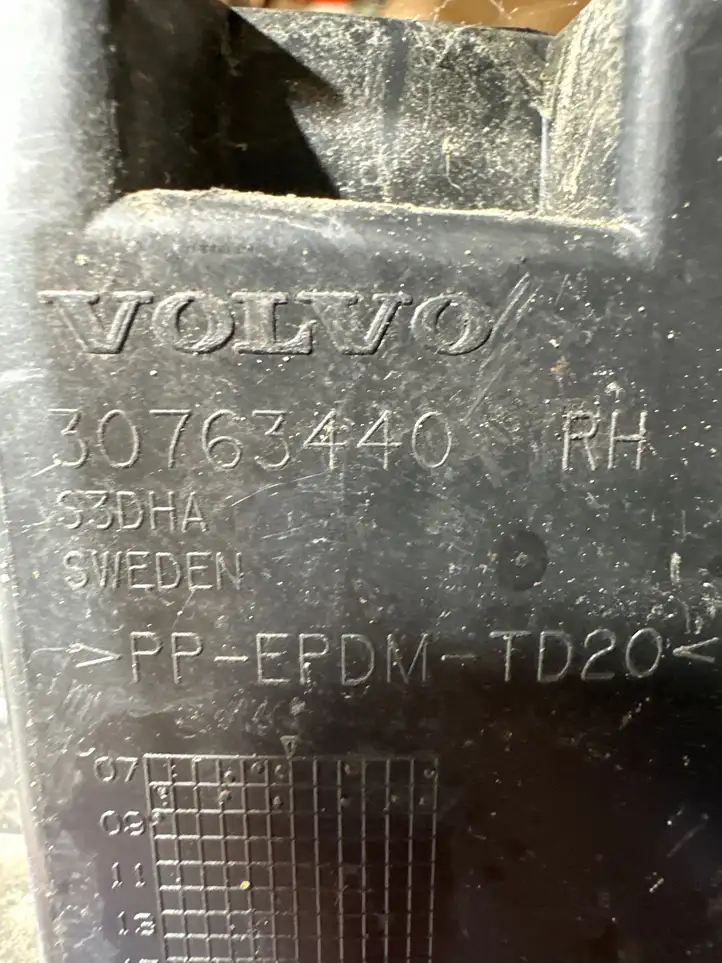 Volvo XC60 (2008 - 2013) 30763440 Кронштейн заднего бампера — фото 2