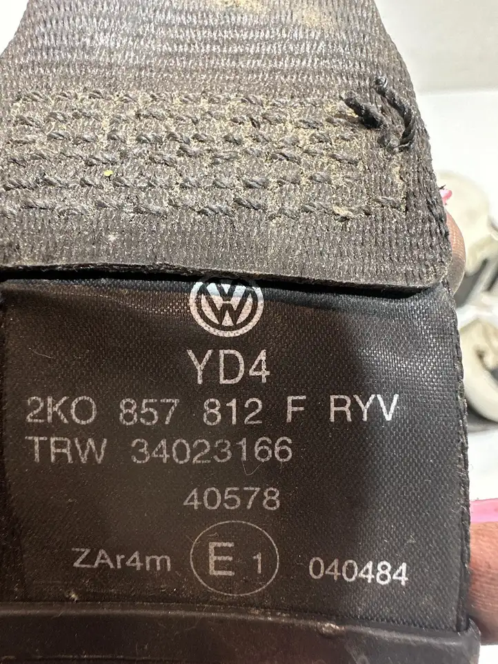 Volkswagen Caddy (2004 - 2010) 2K0857812F Задний ремень безопасности — фото 2