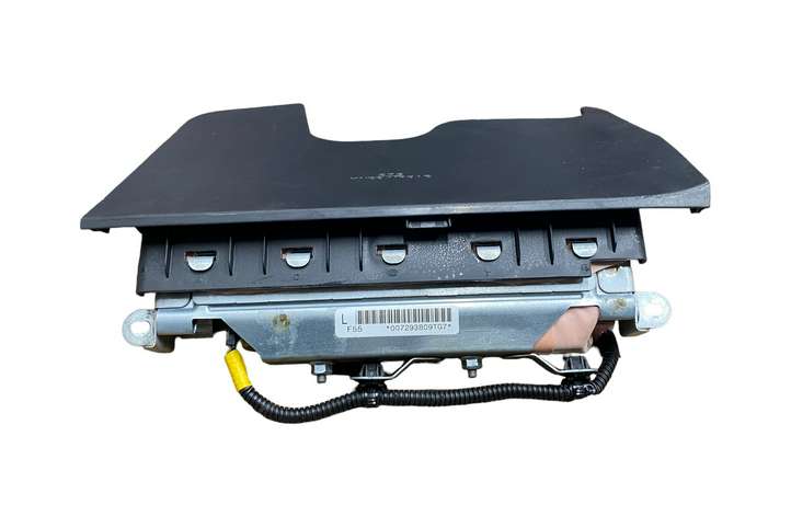 Toyota Yaris (2005 - 2009)  305477010FKAAE Подушка безопастности колен