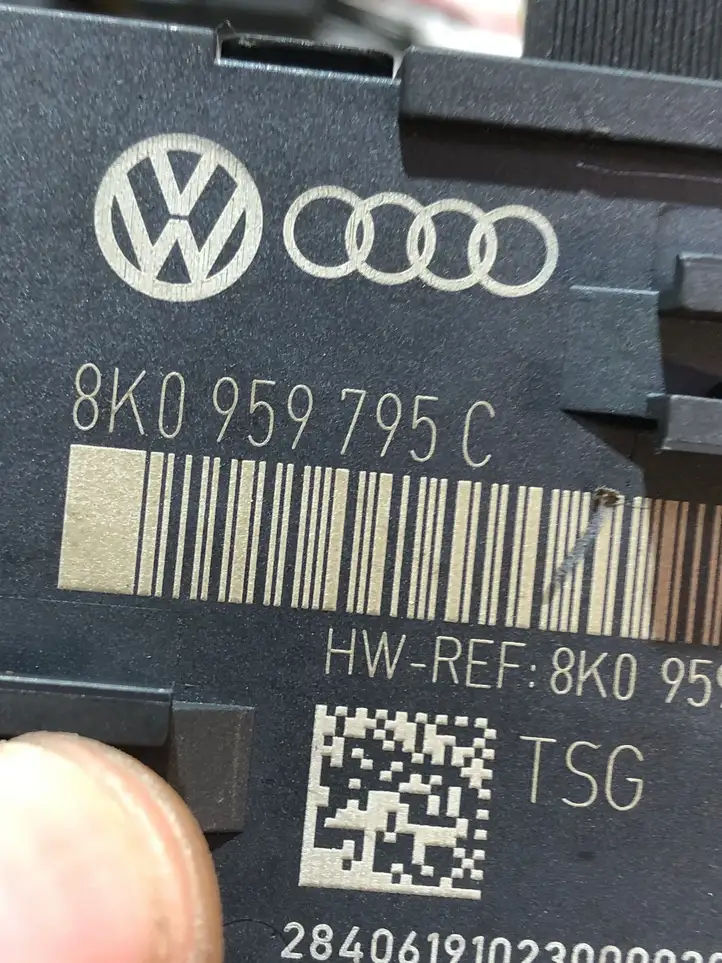 Audi Q5 SQ5 (2008 - 2012) 8K0959795C Блок управления дверью — фото 3