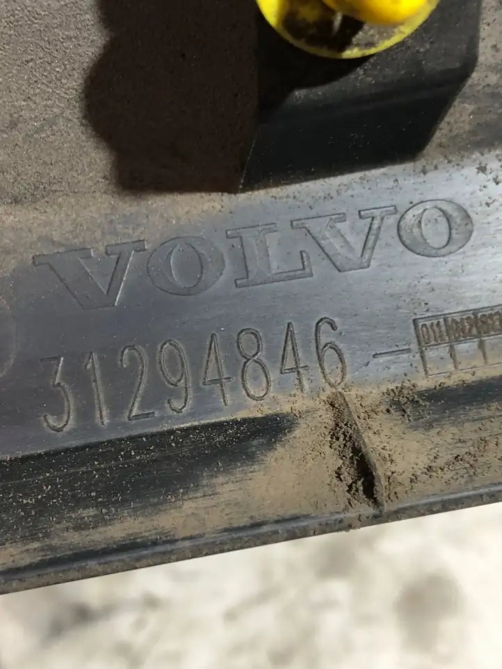 Volvo XC60 (2008 - 2013) 31294846 Молдинги задней двери — фото 3