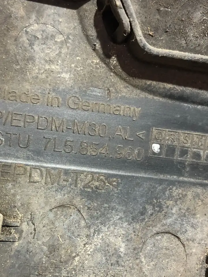 Porsche Cayenne (9PA) (2002 - 2010) 7L5854960 Молдинг крыла — фото 3