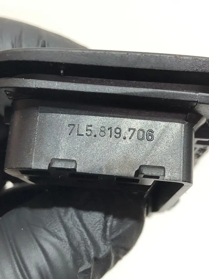 Porsche Cayenne (9PA) (2002 - 2010) 7L5819706 Боковой воздушный дефлектор — фото 3