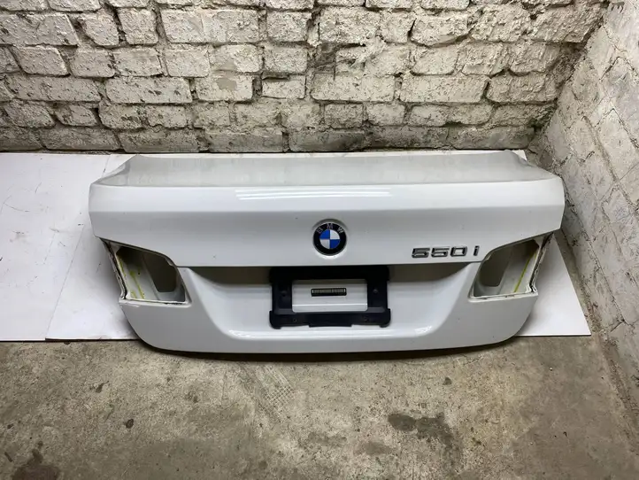 BMW 5 F10 F11 (2009 - 2016) Крышка багажника — фото 1